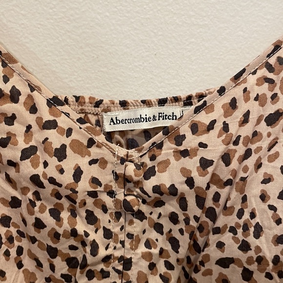 Abercrombie and fitch leopard print crop top - Picture 2 of 6